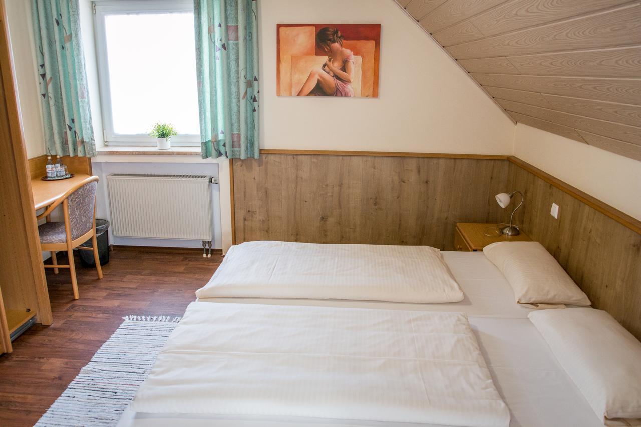Gasthof Zum Ochsen Waldstetten  Экстерьер фото